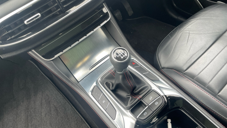 MG Hs 1.5 T-GDI Exclusive 5dr Petrol Hatchback